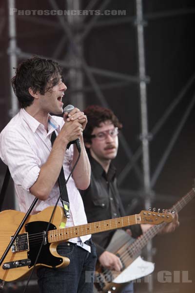 WE ARE SCIENTISTS - 2006-07-07 - PARIS - Hippodrome de Longchamp - 